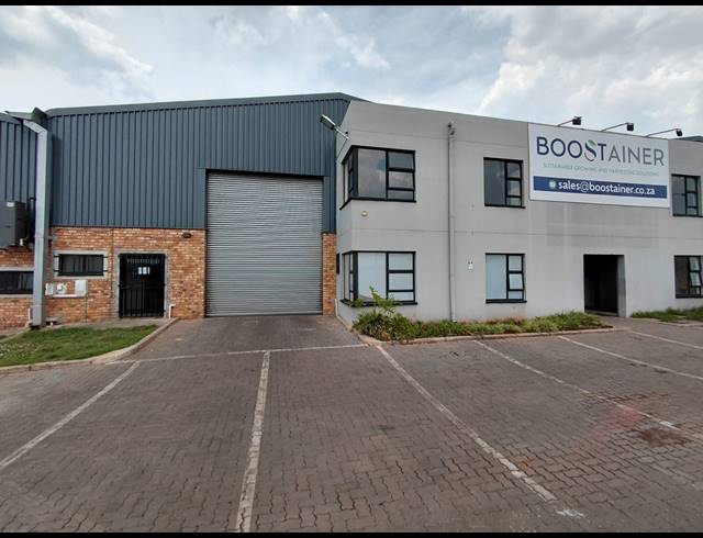 620M² WAREHOUSE TO LET IN CLAYVILLE